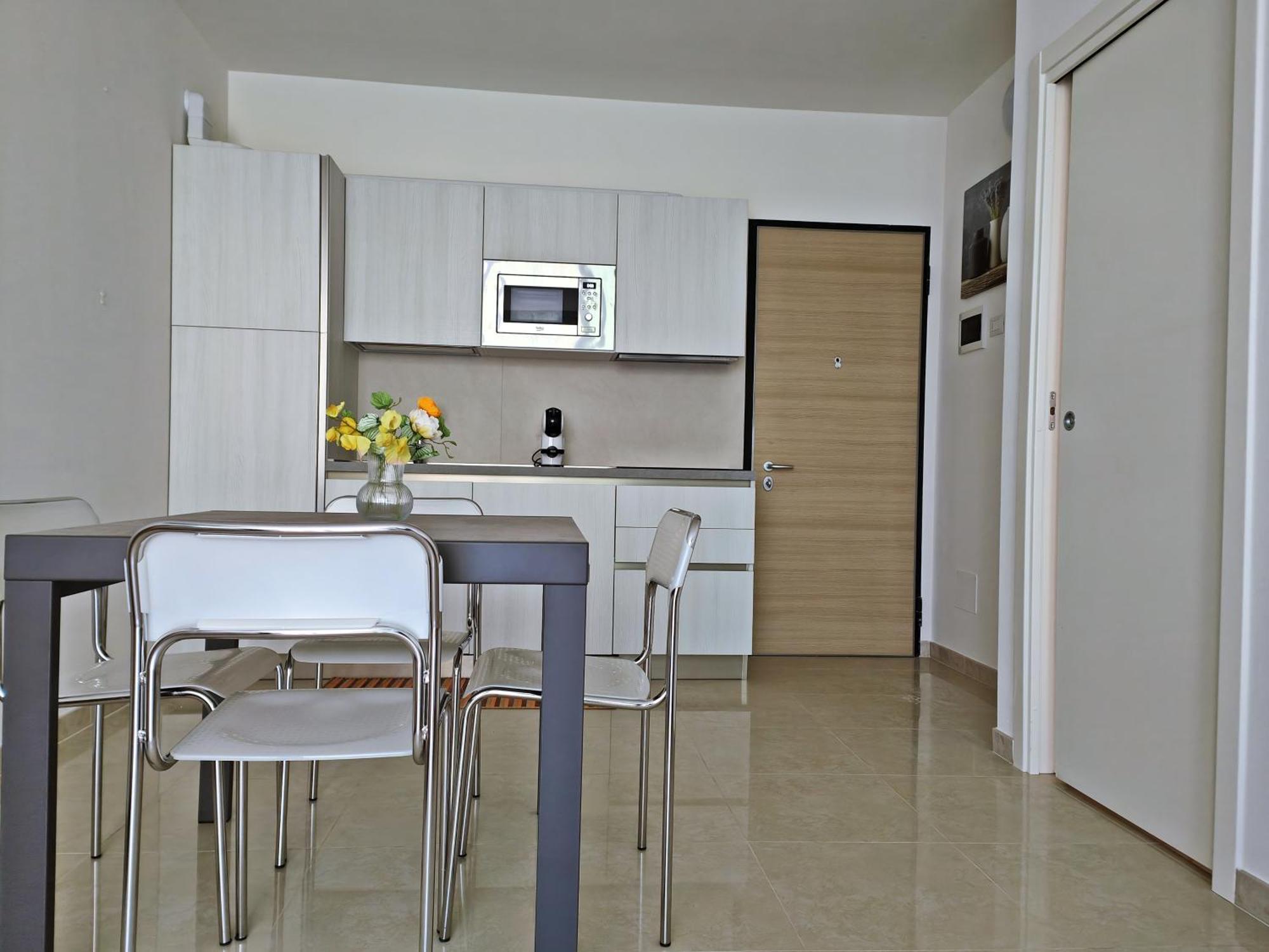 Apartment Mare45 - 10 Minutes Walk From The Beach With One Private Ombrella And Two Sun-Beds Eraclea Mare Zewnętrze zdjęcie